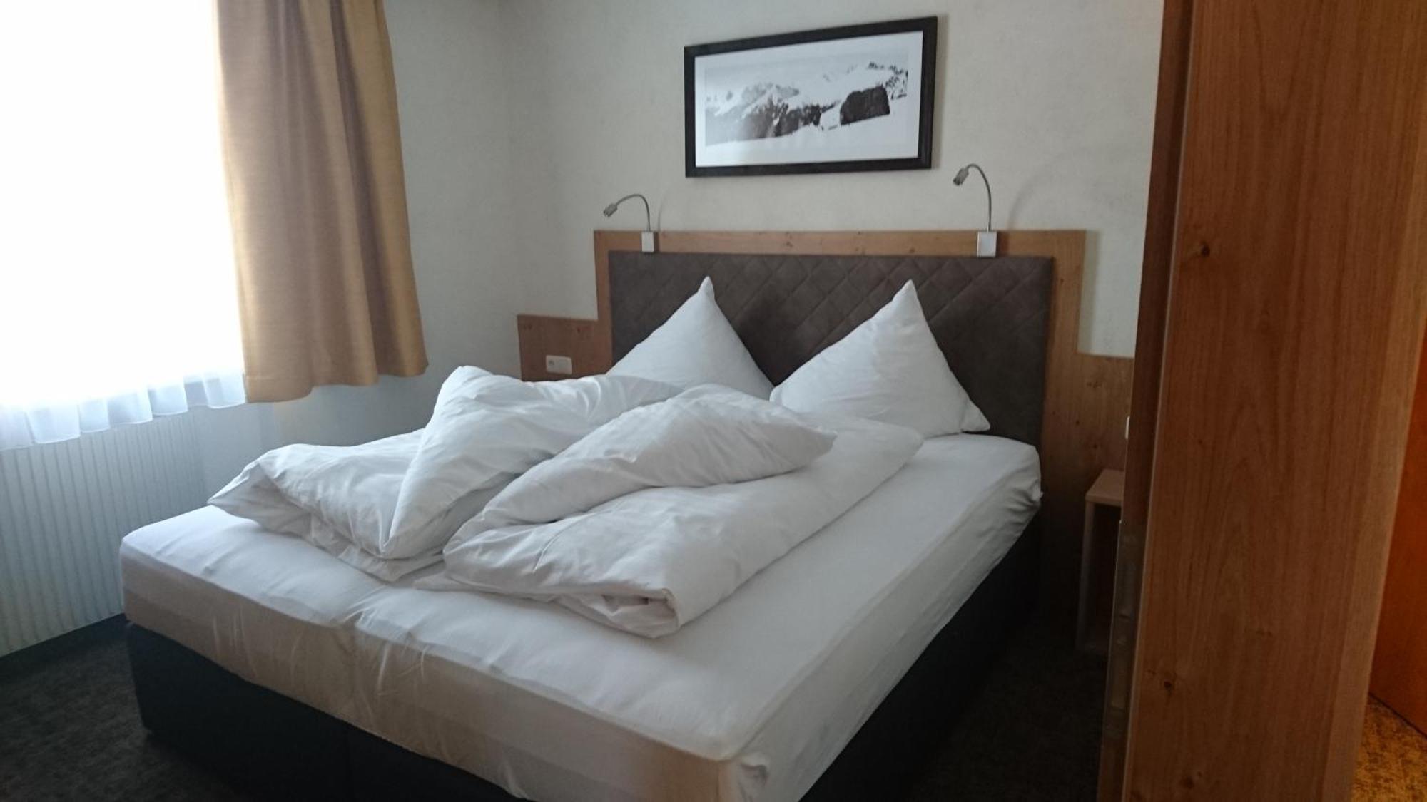 Appartements Tschol Martin Sankt Anton am Arlberg Szoba fotó