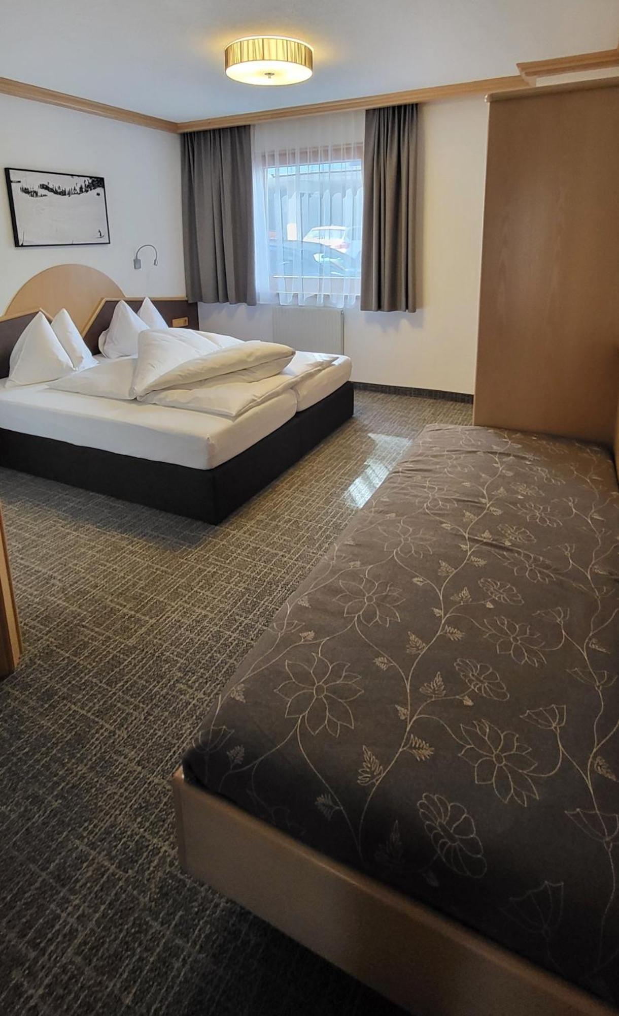 Appartements Tschol Martin Sankt Anton am Arlberg Szoba fotó
